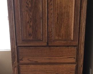 King Size Oak Bedroom Suite