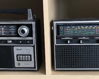Vtg Sears Radios