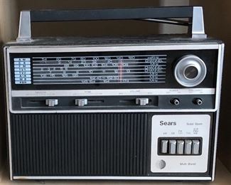 Vtg Sears Radio