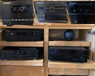 Marantz Cassette player PMD-300CP; Technics Disc changer SL-PD947; Yamaha Natural Sound receiver RX-V479; FM antenna