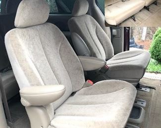 2001 Dodge Grand Caravan ES Van ready to go, go, go! Mileage 190957