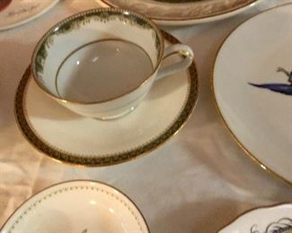 assorted cups/saucers