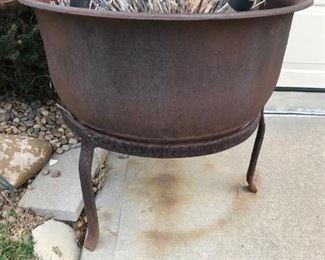 Large vintage cast iron Kettle with stand