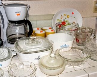 Pots / Pans / Kitchenware 