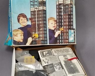 1975 Little Learners Girder & Panel building set