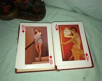 NUDE PLAYING CARDS