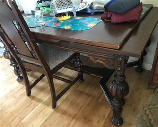 Antique Dining Table / 4 Chairs $ 344.00