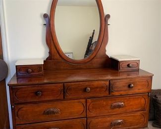 	#30	Dresser with mirror with 9 drawers 60"x19"x73	 $120.00 	  	
