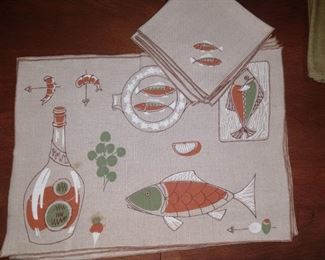 02 1960s linen placemats
