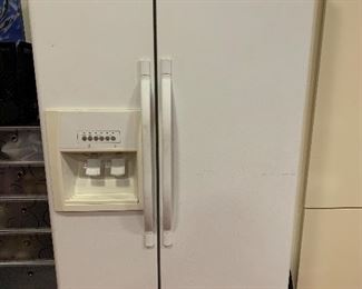Refrigerator $200