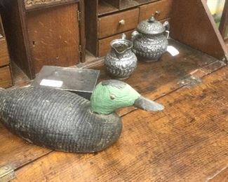 Working antique duck decoy