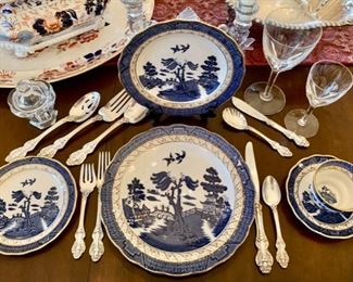 Dinner Set of Royal Doulton "Real Blue Willow"