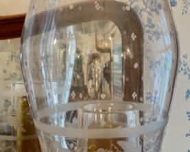 30" Tall Etched Hurricane