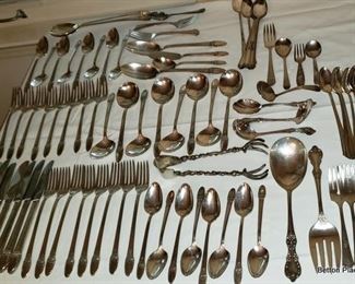 Rogers Silverplate, 8 place settings plus