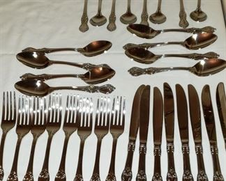 Stainless steel set 8 place settings