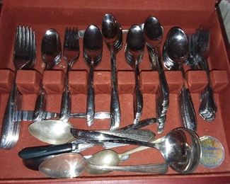 Flatware Set
