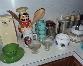 Assorted Kitchenware