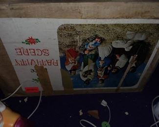 Vintage Empire Blow Mold Set W/ Original box