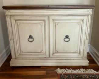 BUFFET    W-40  (OPEN 80)  D-18    H-31