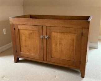 ANTIQUE DRY SINK  W-4FT    D-23    H-32