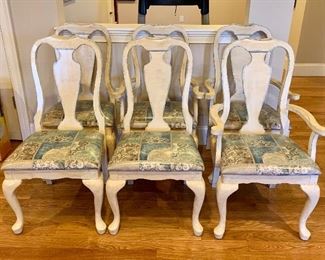 Set of 6 Queen Anne Dining Chairs (2 arm chairs)