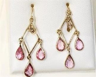18K  Pink Sapphire(2ct) Diamond(0.05ct) Earrings