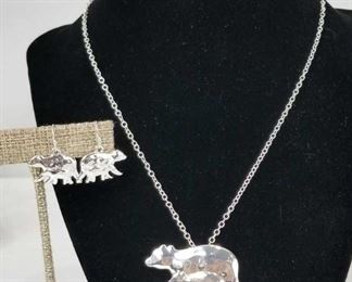 Silver Tone Mom Bear and Baby Pendant and Earrings Set