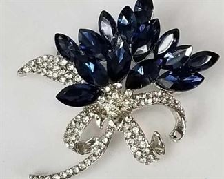 Blue and White Flower Brooch 