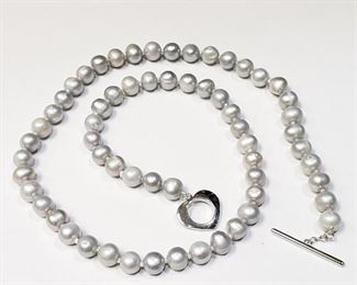  Silver Fresh Water Pearl 18" Necklace