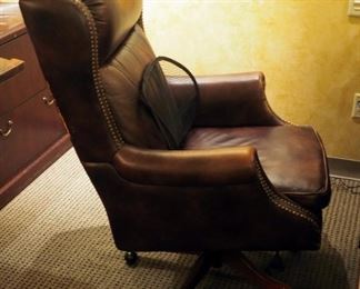 Leather Upholstered Adjustable Rolling Executive Chair With Nailhead Trim, 43" x 28.5" x 31"