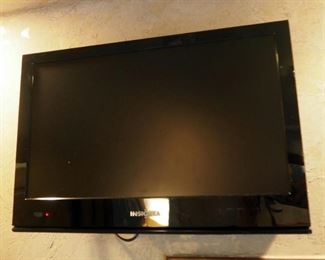 17.5" Insignia Monitor