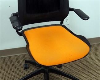 42" Tall Rolling Adjustable Office Chair