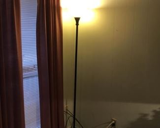 Floor lamp