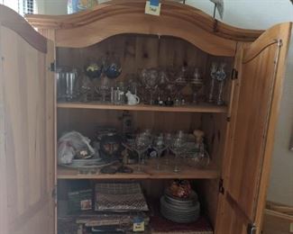 DISHES, BARWARE, PLACEMATS, RUNNERS, ETC.