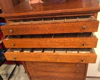 dividers in some drawers