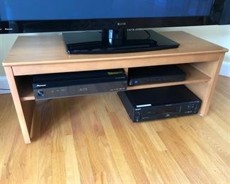 TV stand (all electronics NFS)