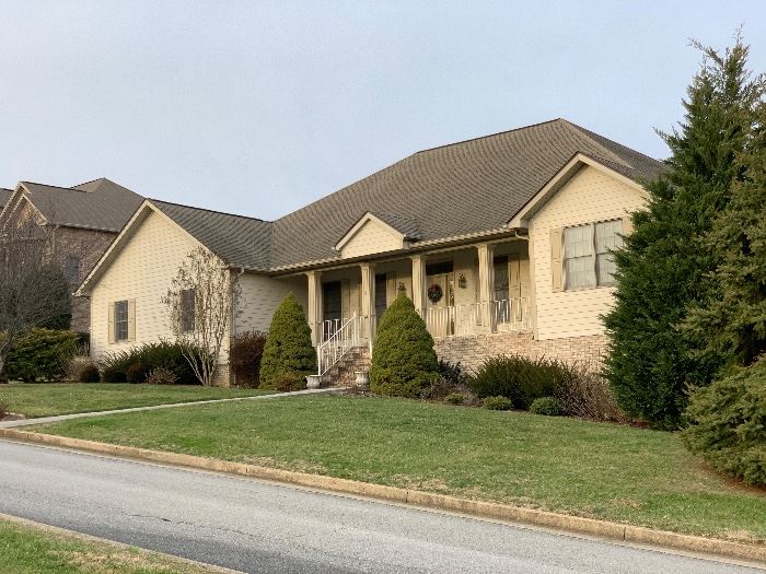 Estate Sale in Garland Farms in Johnson City, TN starts on 1/30/2020