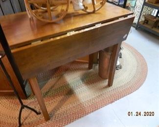 drop leaf table