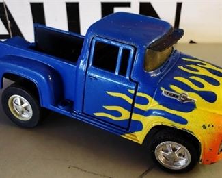 Vintage Tootsie Toy Truck