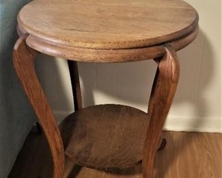 Antique oak parlor table