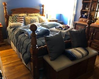 Bed, Linens, Pillows,  Mid Century Modern Lane Cedar Chest