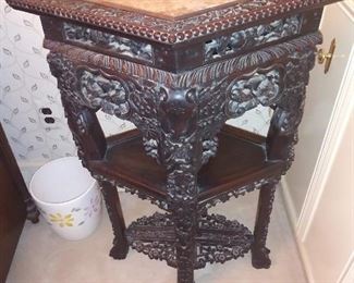 Decorative table