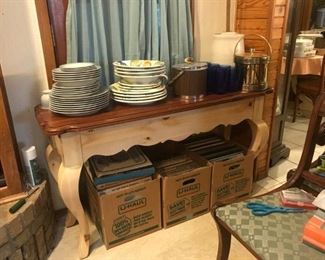 Modern knotty pine style sofa table