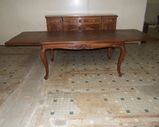 Quality Louis XV style f country table walnut