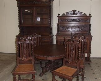 Louis XIII style gueridon table oak & Set 6 Louis XIII style chairs oak