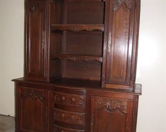 Louis XV style french country buffet dresser/vaisillier oak

