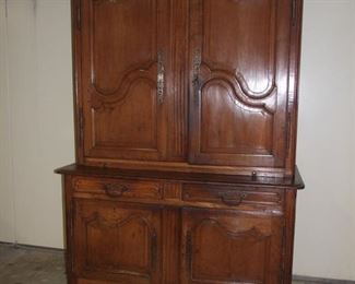 Louis xV 18c style buffet de corpse 2 part buffet solid oak 