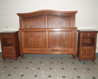 Louis xVI style bed oak