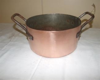 Large copper cook pot with 2 handles 