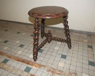 Louis xIII style barleytwist stool oak